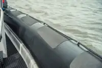 Kapal karet kaku kanggo didol
