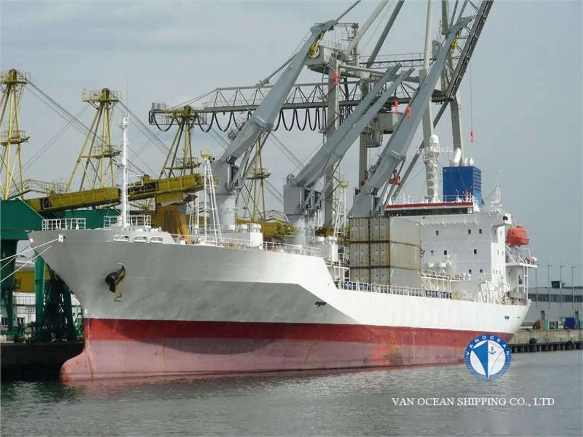 Kapal reefer kanggo didol