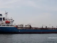 Kapal tanker minyak/bahan kimia kanggo didol