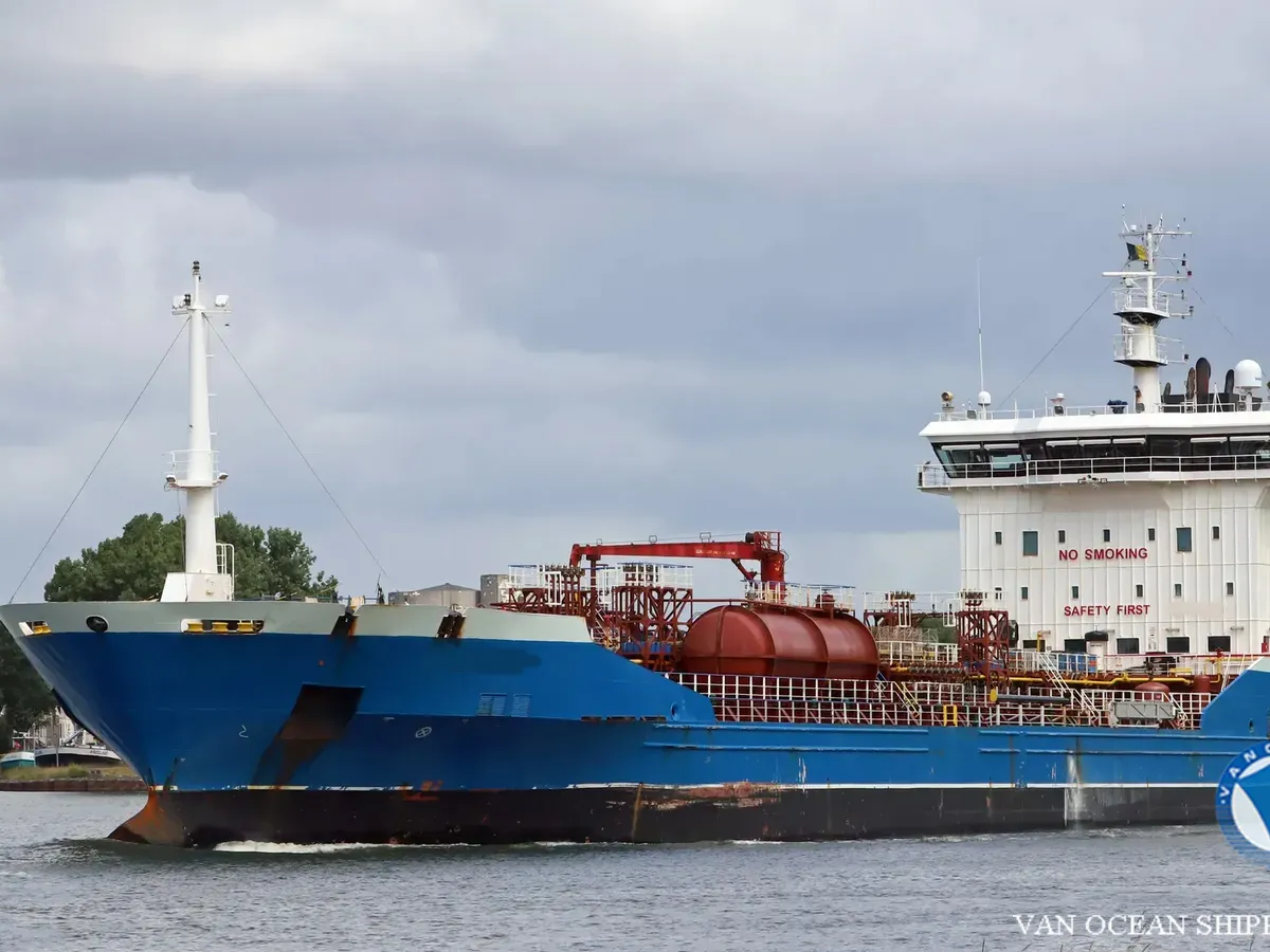 Kapal tanker minyak/bahan kimia kanggo didol