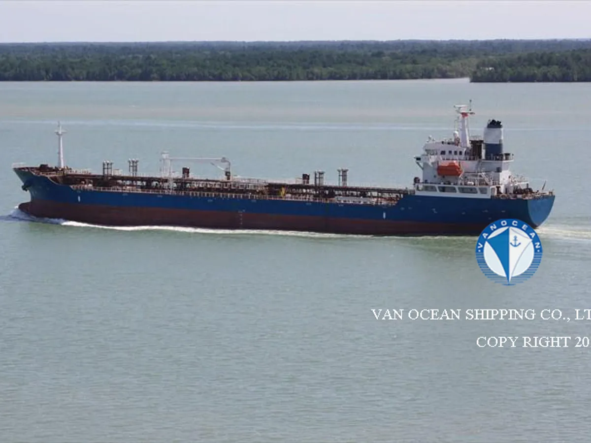 Kapal tanker minyak/bahan kimia kanggo didol