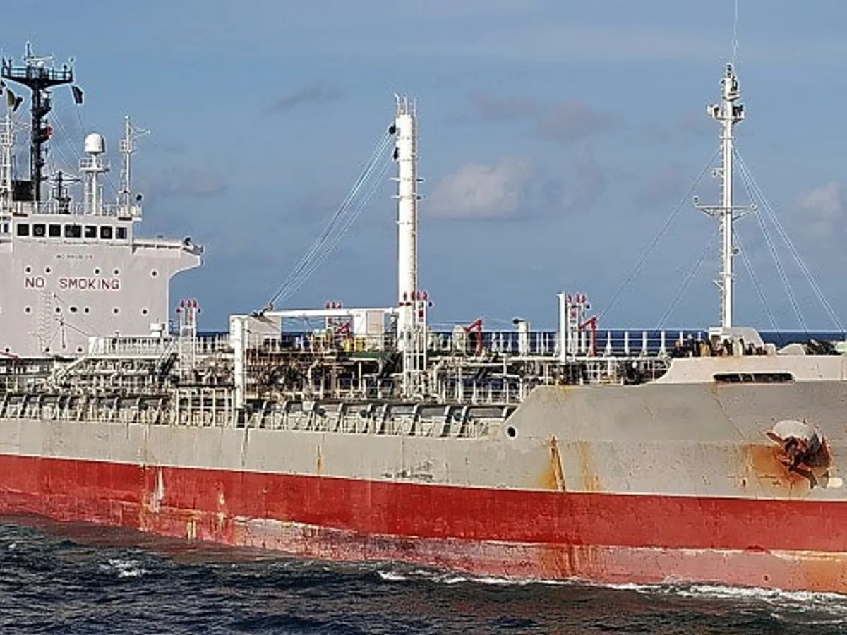 Kapal tanker minyak/bahan kimia kanggo didol