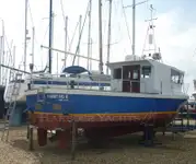 Kapal trawler kanggo didol