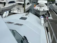 Kapal riset kanggo didol