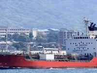 Kapal tanker minyak/bahan kimia kanggo didol