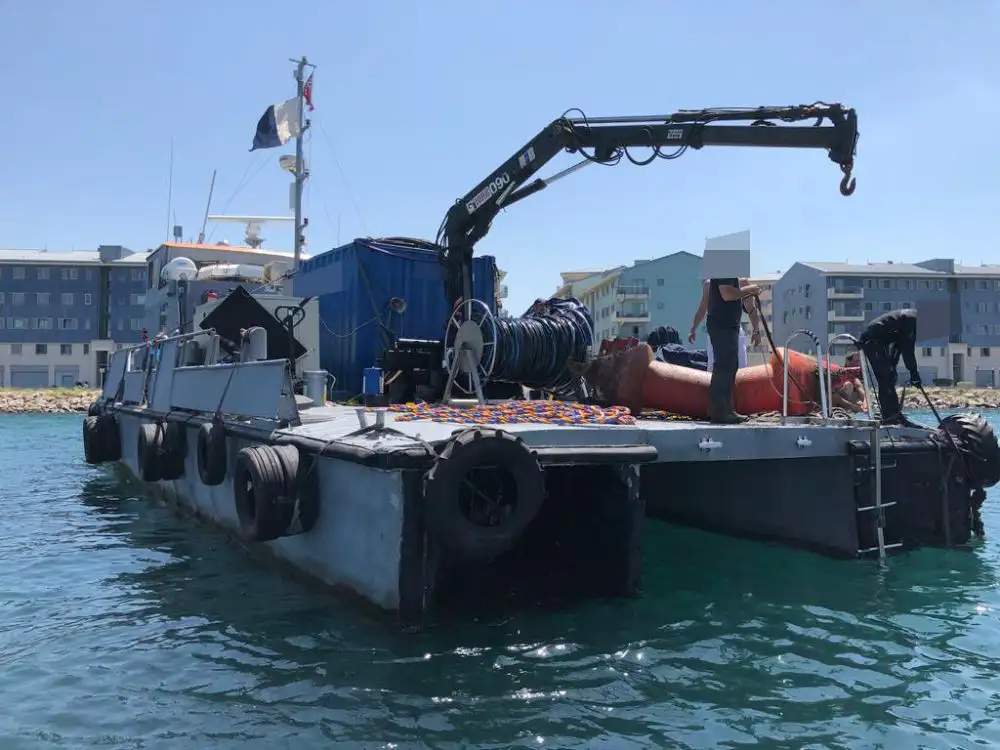 Kapal kerja kanggo didol