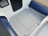 Kapal karet kaku kanggo didol