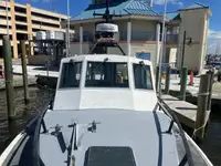 Kapal kerja kanggo didol