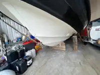 Kapal kerja kanggo didol