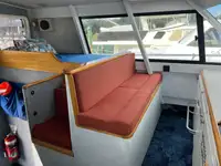 Kapal riset kanggo didol