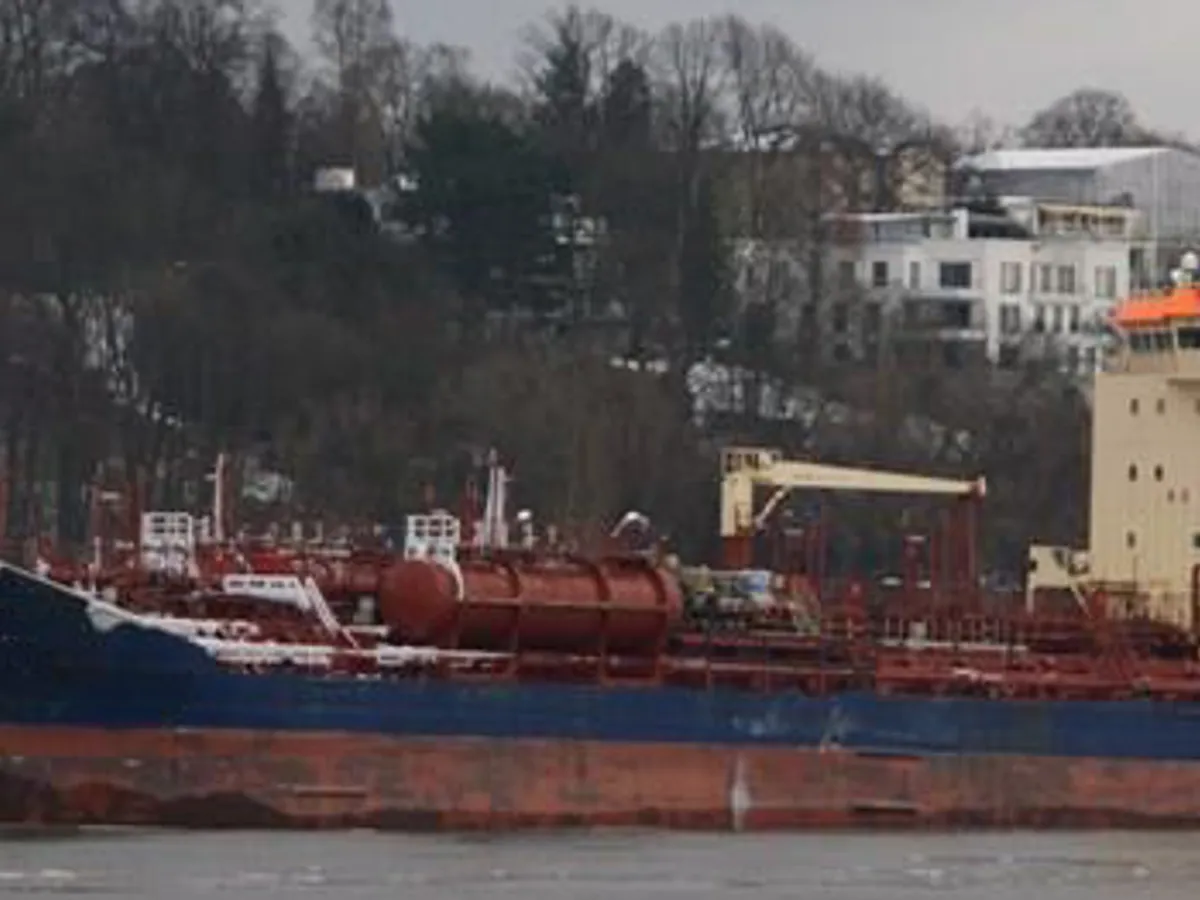 Kapal tanker minyak/bahan kimia kanggo didol