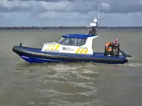 Kapal kontainer kanggo didol