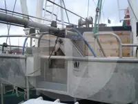Kapal trawler berkas kanggo didol