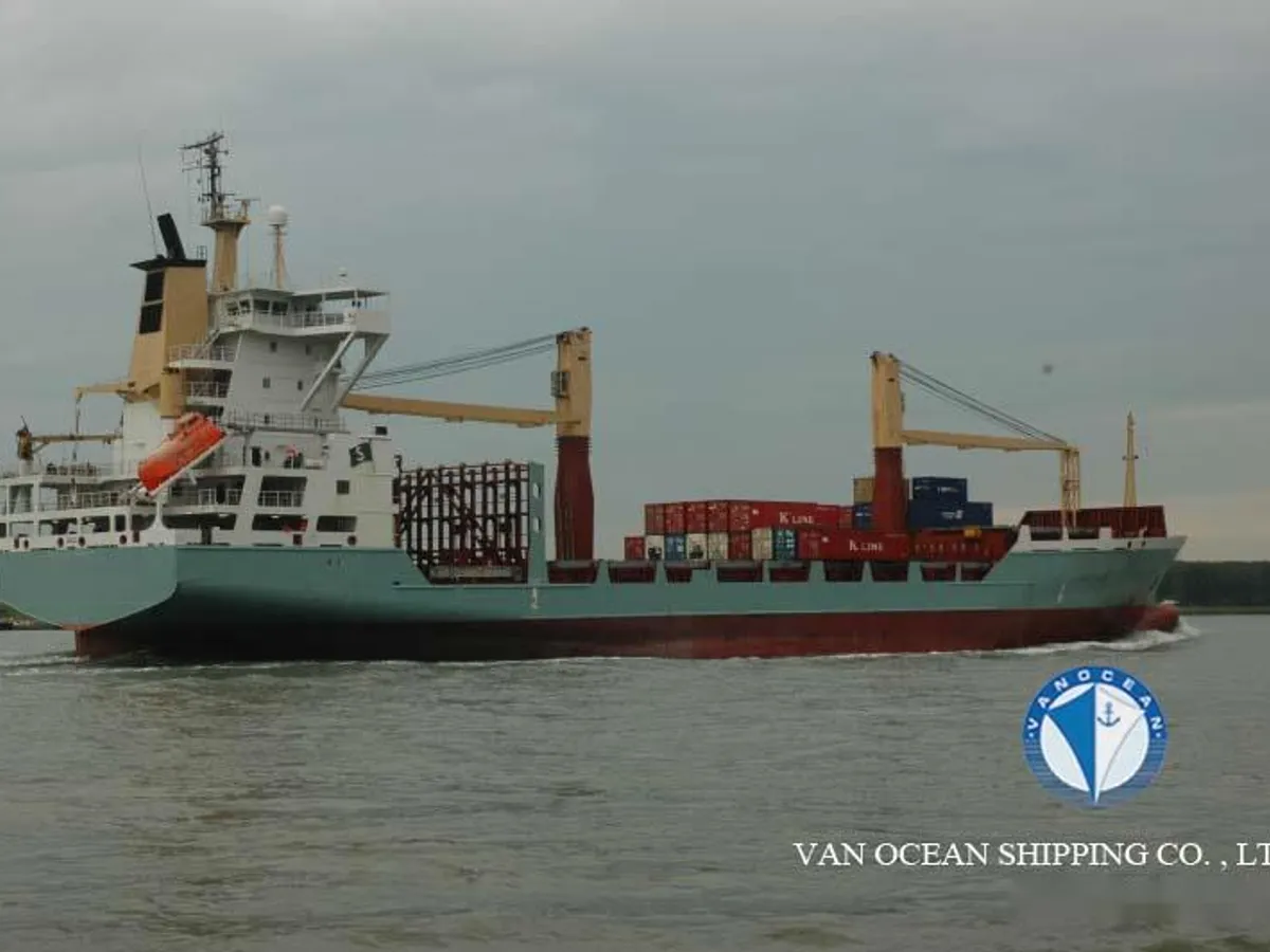 Kapal reefer kanggo didol