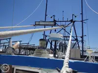 Kapal trawler kanggo didol
