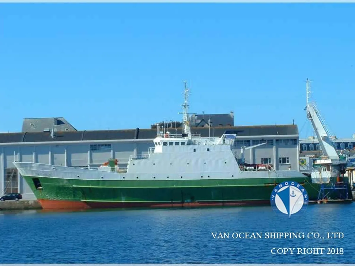 Kapal trawler kanggo didol