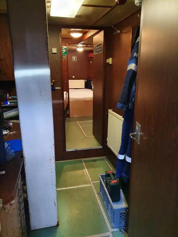 Kapal survei kanggo didol