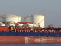 Kapal tanker minyak/bahan kimia kanggo didol