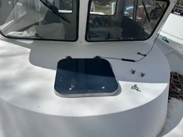 Kapal kerja kanggo didol