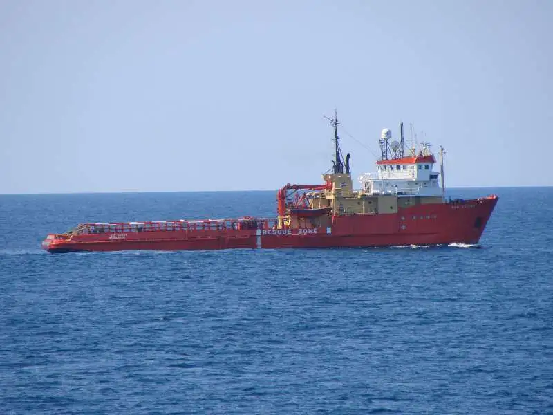 Kapal pasokan platform (PSV) kanggo didol
