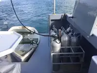 Kapal riset kanggo didol