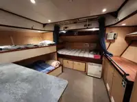 Kapal kerja kanggo didol