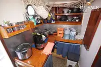 Kapal riset kanggo didol