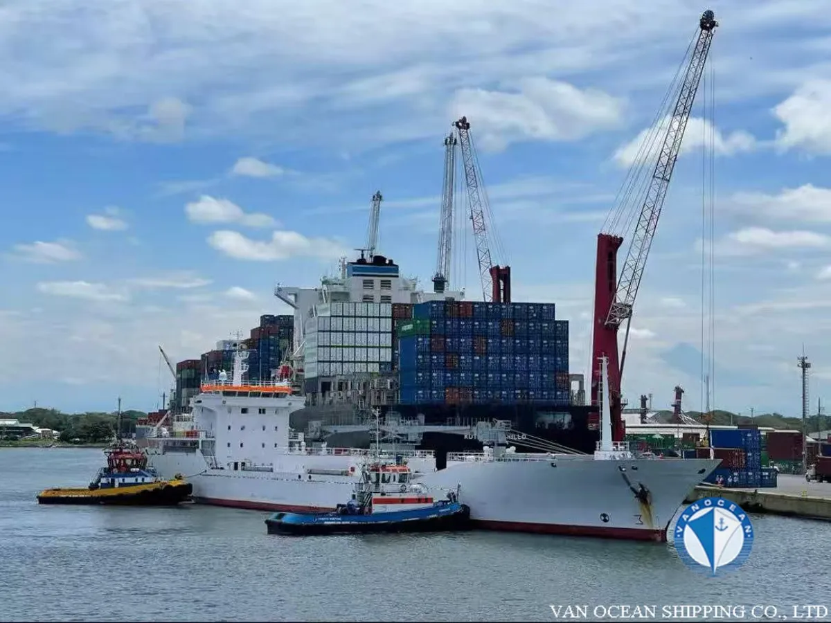 Kapal reefer kanggo didol