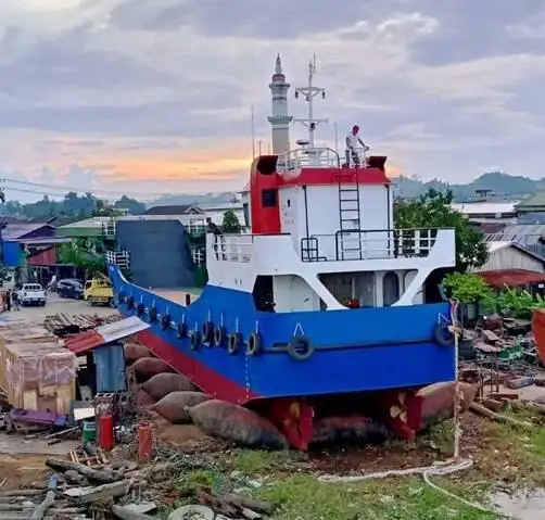 Kapal pendaratan, tangki kanggo didol