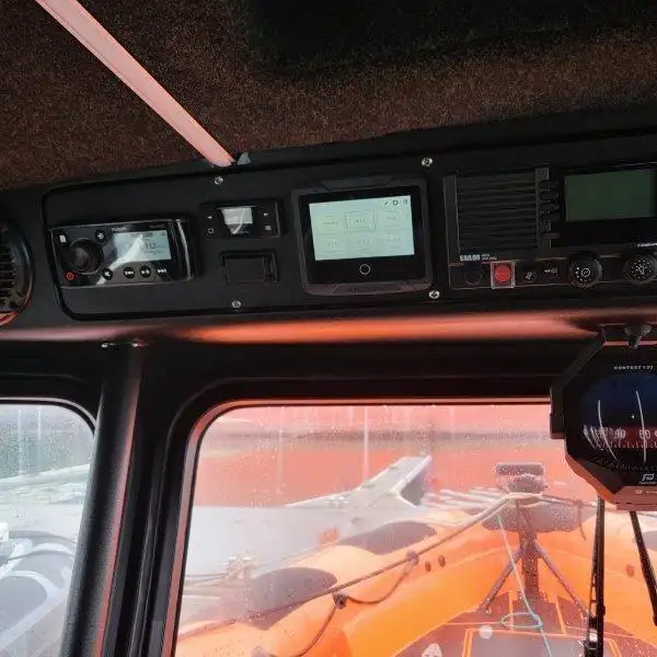 Kapal patroli kanggo didol