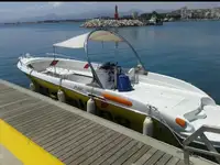 Kapal cutter kanggo didol