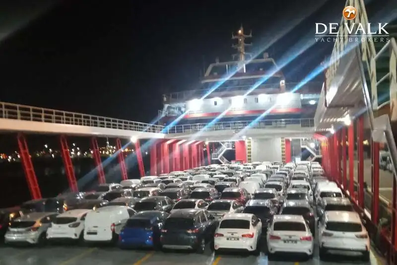 Kapal feri kanggo didol