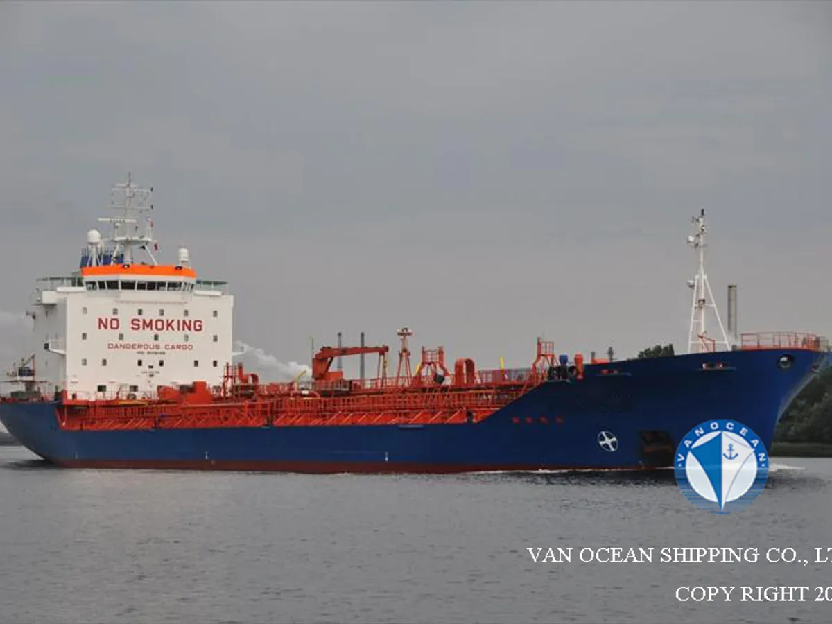 Kapal tanker minyak/bahan kimia kanggo didol