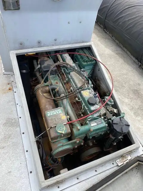 Kapal karet kaku kanggo didol
