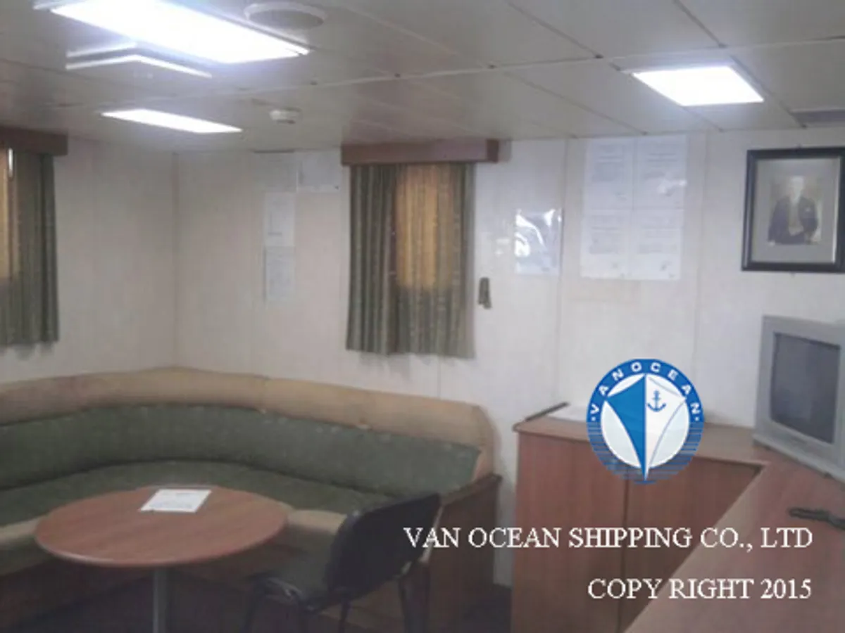 Kapal tanker minyak/bahan kimia kanggo didol