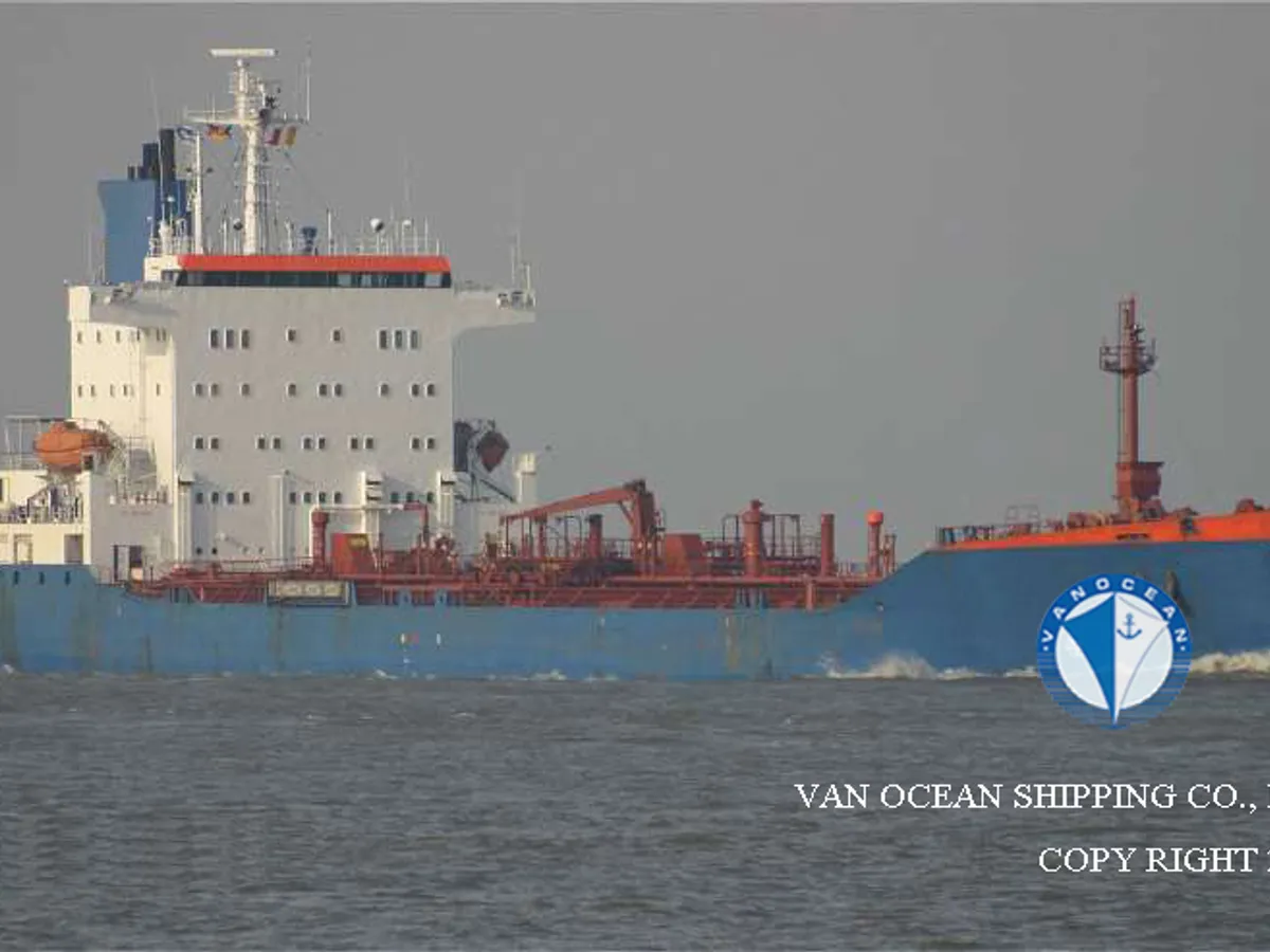 Kapal tanker minyak/bahan kimia kanggo didol