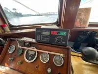 Kapal trawler kanggo didol