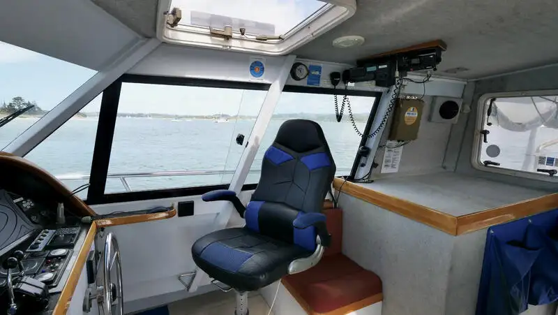 Kapal riset kanggo didol