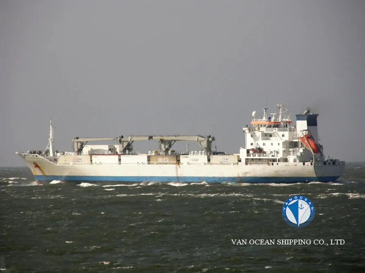 Kapal reefer kanggo didol