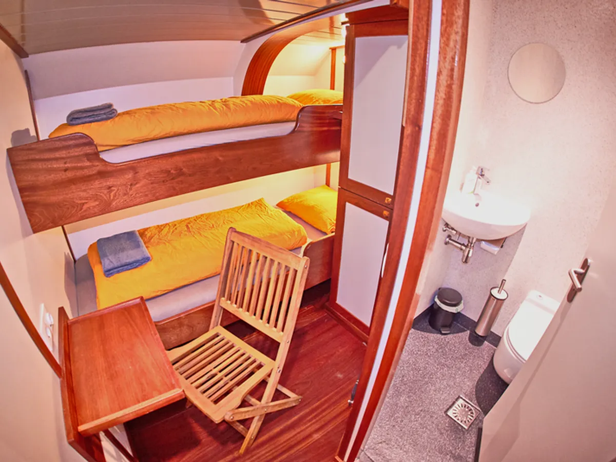 Yacht kanggo didol