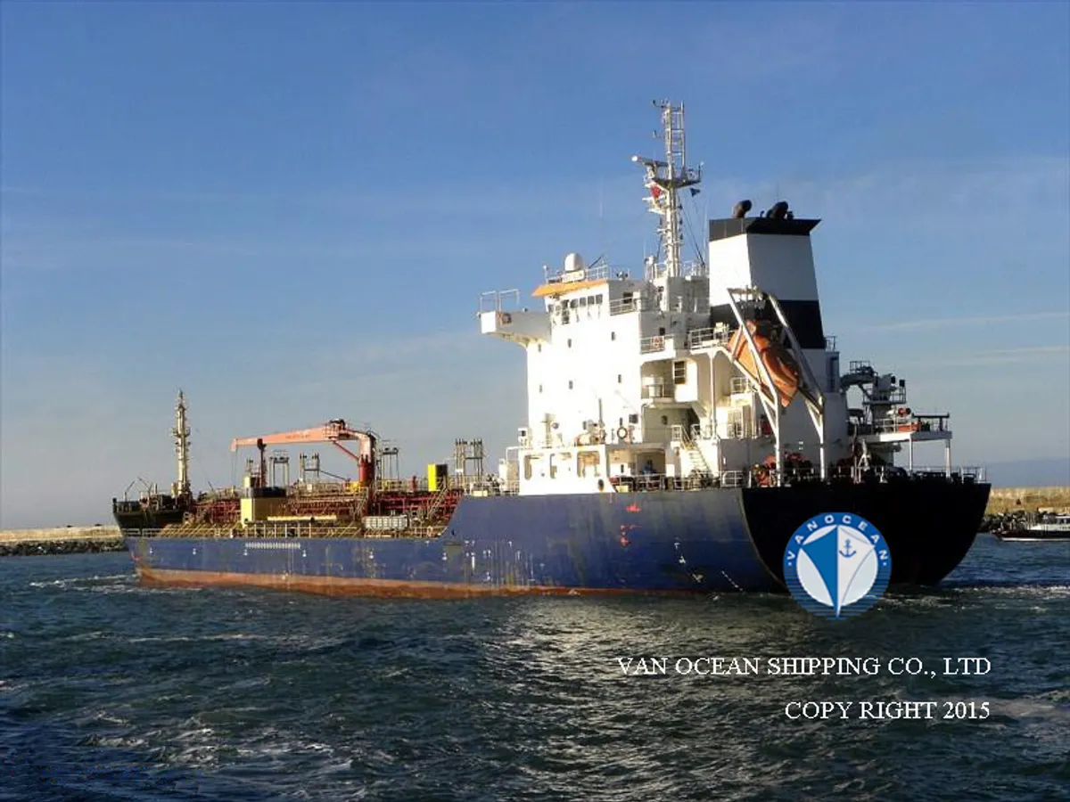 Kapal tanker minyak/bahan kimia kanggo didol