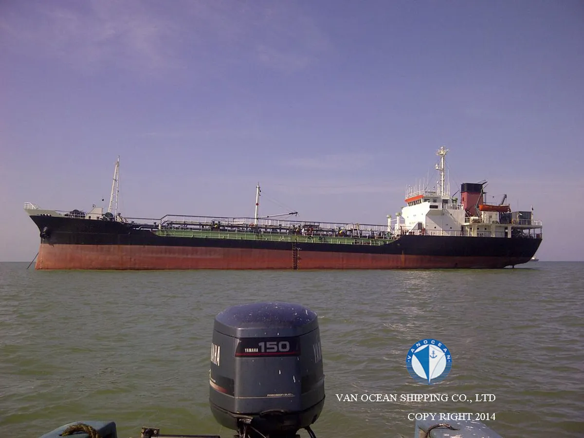 Kapal tanker minyak/bahan kimia kanggo didol