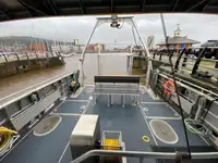Kapal kerja kanggo didol
