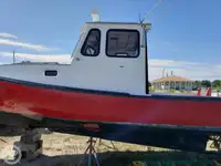 Kapal pangolahan iwak kanggo didol