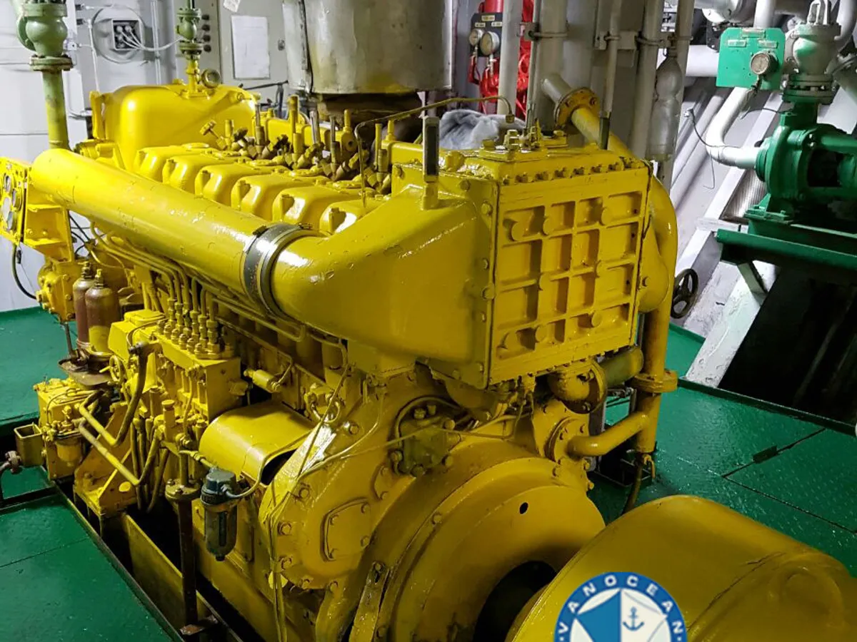 Kapal tanker minyak/bahan kimia kanggo didol