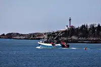 Kapal purse seiner kanggo didol