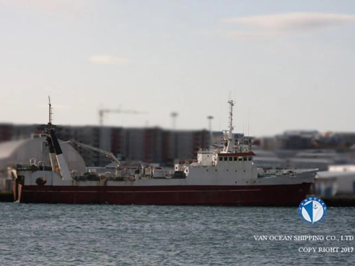 Kapal trawler kanggo didol
