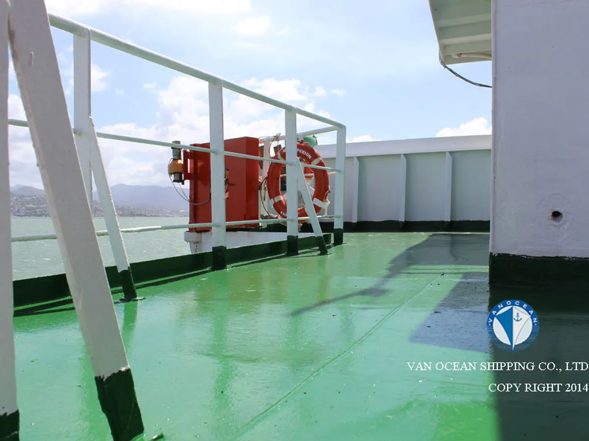 Kapal tanker minyak/bahan kimia kanggo didol