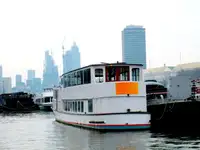 Kapal feri kanggo didol