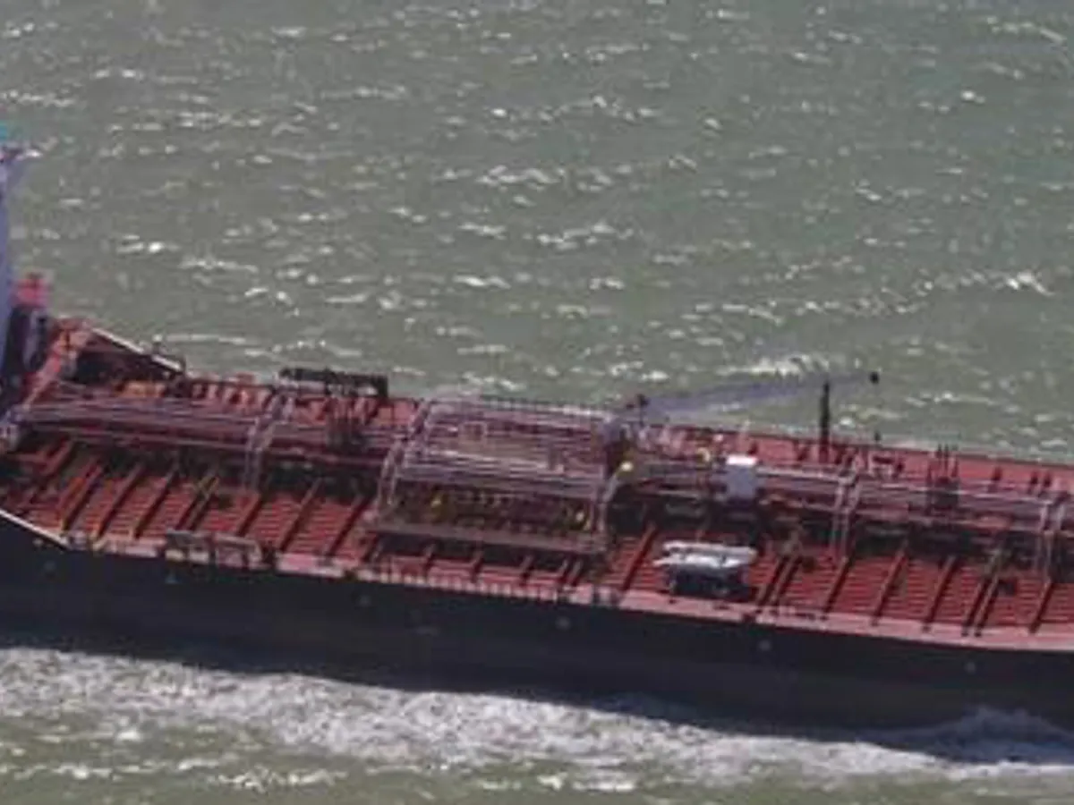 Kapal tanker minyak/bahan kimia kanggo didol